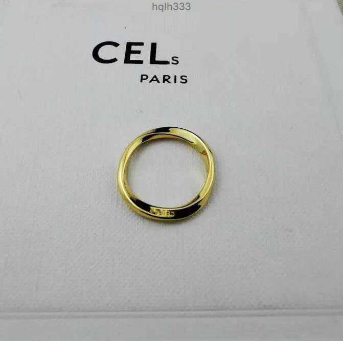 New Designer Band Rings Plain Thin Pair Minimalist Ins Design Fashionable Tail Irregular Twist Bague Couple Anello with Boxn749iqwj
New Designer Band Rings Plain Thin Pair Minimalist Ins Design Fashionable Tail Irregular Twist Bague Couple Anello with Boxn749iqwj