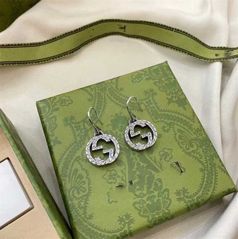 designer jewelry bracelet necklace ring high quality 925 Sterling interlocking Earrings Ear Hook girlfriend gift
designer jewelry bracelet necklace ring high quality 925 Sterling interlocking Earrings Ear Hook girlfriend gift
