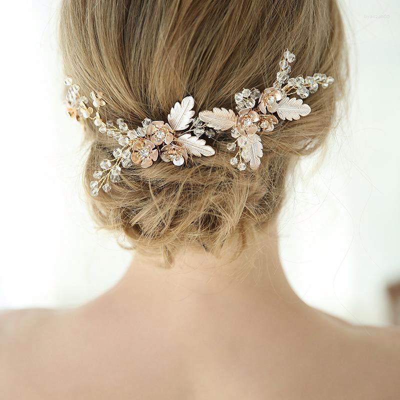 Headpieces 2023 Western Wedding Fashion Headdress For Bride Handmade Crown Floral Pearl Hair Accessories Hairpin Ornaments
Headpieces 2023 Western Wedding Fashion Headdress For Bride Handmade Crown Floral Pearl Hair Accessories Hairpin Ornaments