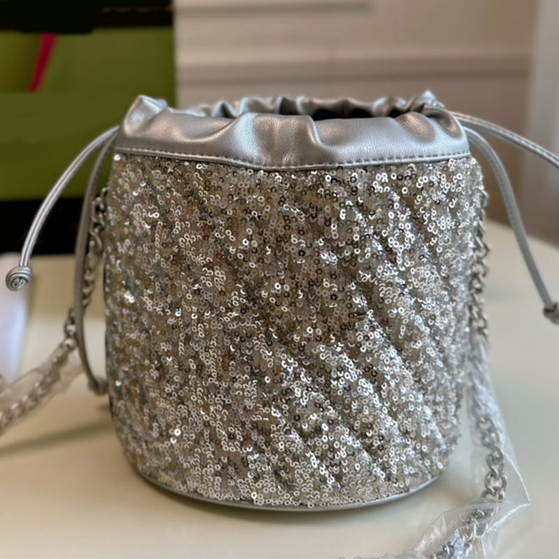 Sequin Bucket Bags Chains Crossbody Bag Shoulder String Handbag Women Purse Patchwork Leather Fashion Letter Hardware Sliding Strap Thread Plain Lady Wallet, Black
Sequin Bucket Bags Chains Crossbody Bag Shoulder String Handbag Women Purse Patchwork Leather Fashion Letter Hardware Sliding Strap Thread Plain Lady Wallet, Black