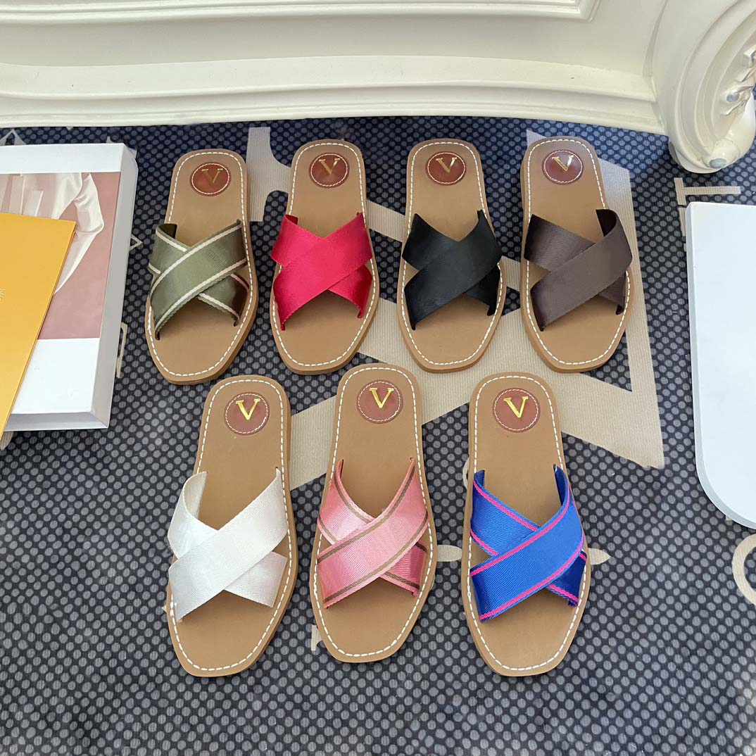 2023 Summer Crossed Letter Sandals Slippers for Casual Versatile Beach Outwear Letter Crossed Breathable Durable Flat Sandal, L1
2023 Summer Crossed Letter Sandals Slippers for Casual Versatile Beach Outwear Letter Crossed Breathable Durable Flat Sandal, L1