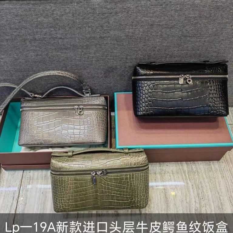 bag loro piana Lp Girls' Heart Classic Bag L19 Lunch Box Bag Women's One Shoulder Crossbody Handheld Carrying Bag Crocodile Pattern Box Makeup Bag, Sky blue
bag loro piana Lp Girls' Heart Classic Bag L19 Lunch Box Bag Women's One Shoulder Crossbody Handheld Carrying Bag Crocodile Pattern Box Makeup Bag, Sky blue