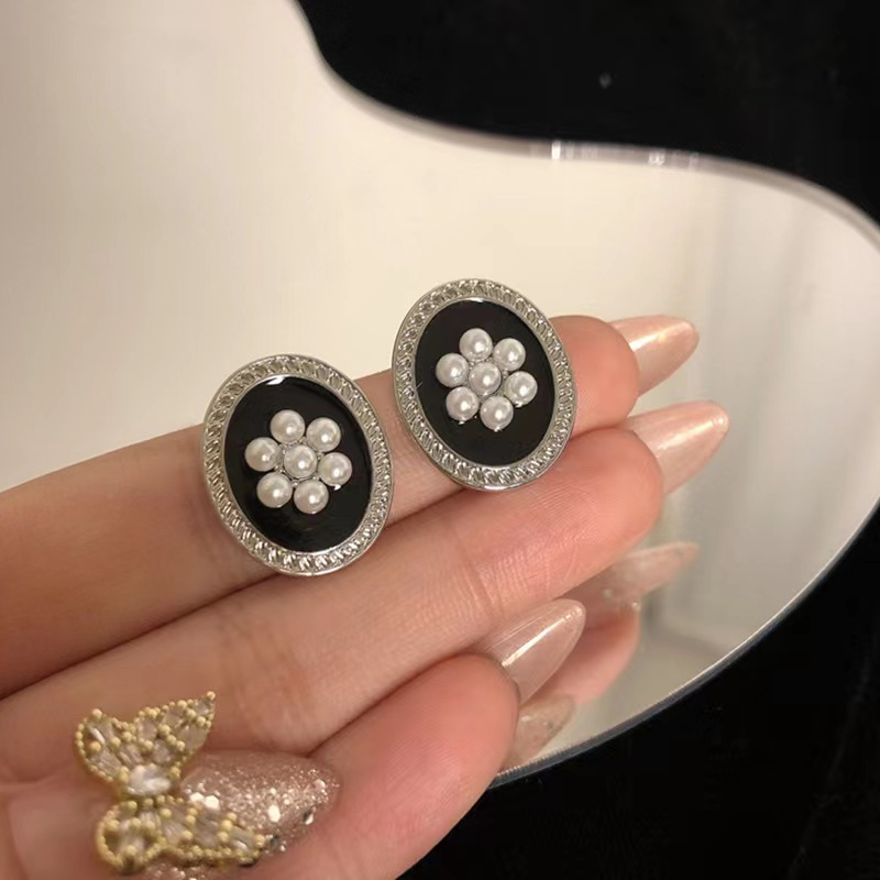 2025 new New Pearl Stud Earrings For Women Zircon CZ Rhinestones Irregular Design Earring Female Unusual Jewelry Free shipping