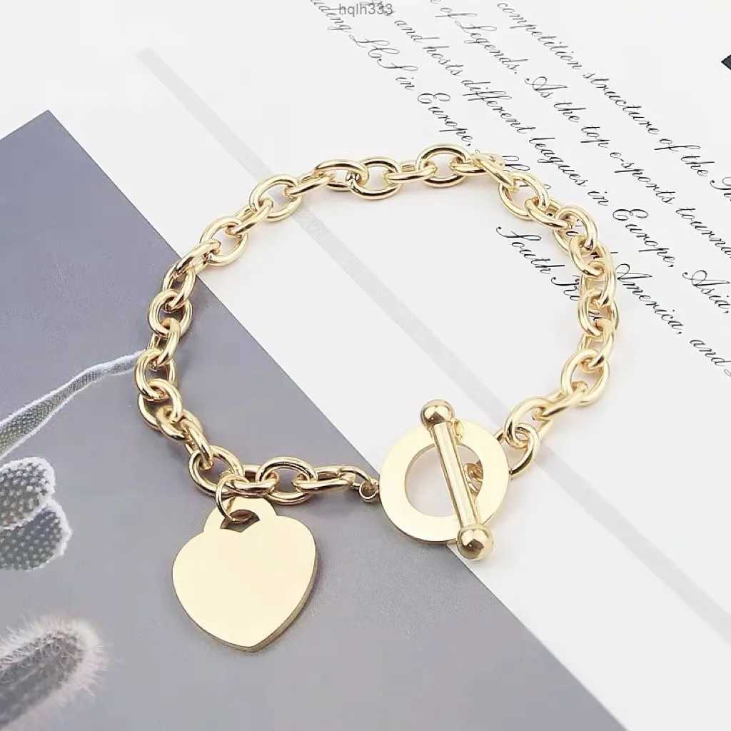 Fashion Designer Christmas Gift Stainless Steel Chain Silver Bracelet Necklace Set Original Fashion Classic Bracelet Female Jewelry Giftmnbdr2wz
Fashion Designer Christmas Gift Stainless Steel Chain Silver Bracelet Necklace Set Original Fashion Classic Bracelet Female Jewelry Giftmnbdr2wz
