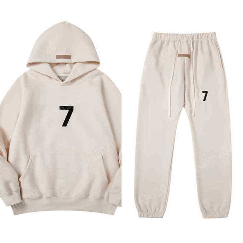 Autumn Winter Hoodies Numbers 1977 Reflective Print Men Designer Hoodie Skateboard Plus Size Loose Fleece Pullover Hooded Sweatshirt for Coupleixvi, White suit
Autumn Winter Hoodies Numbers 1977 Reflective Print Men Designer Hoodie Skateboard Plus Size Loose Fleece Pullover Hooded Sweatshirt for Coupleixvi, White suit