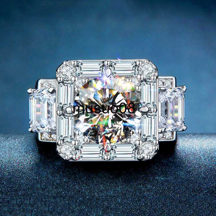 Band Rings 2023 New Arrival Mens Ring Sterling 925 Silver High Carbon Diamond Wedding Ring Geometric Zircon Ring Male Birthday Gift J230602
Band Rings 2023 New Arrival Mens Ring Sterling 925 Silver High Carbon Diamond Wedding Ring Geometric Zircon Ring Male Birthday Gift J230602
