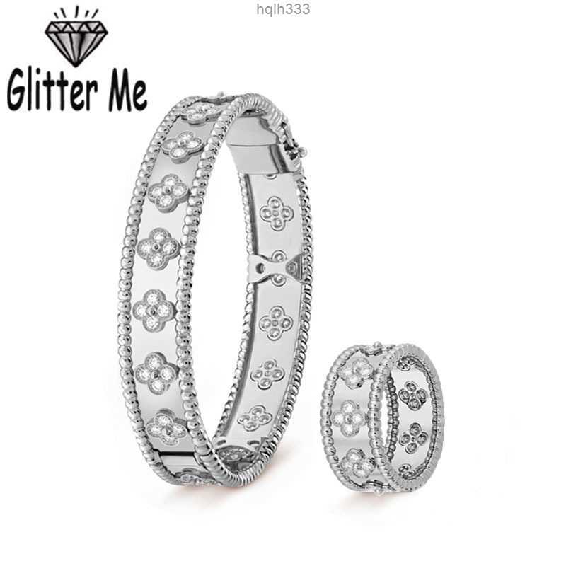 Glitter Me Bangle Rings Sets for Women Copper High-quality Cubic Zirconia Bracelets Ring Suit Ladies Wedding Party 220224y9om265b
Glitter Me Bangle Rings Sets for Women Copper High-quality Cubic Zirconia Bracelets Ring Suit Ladies Wedding Party 220224y9om265b
