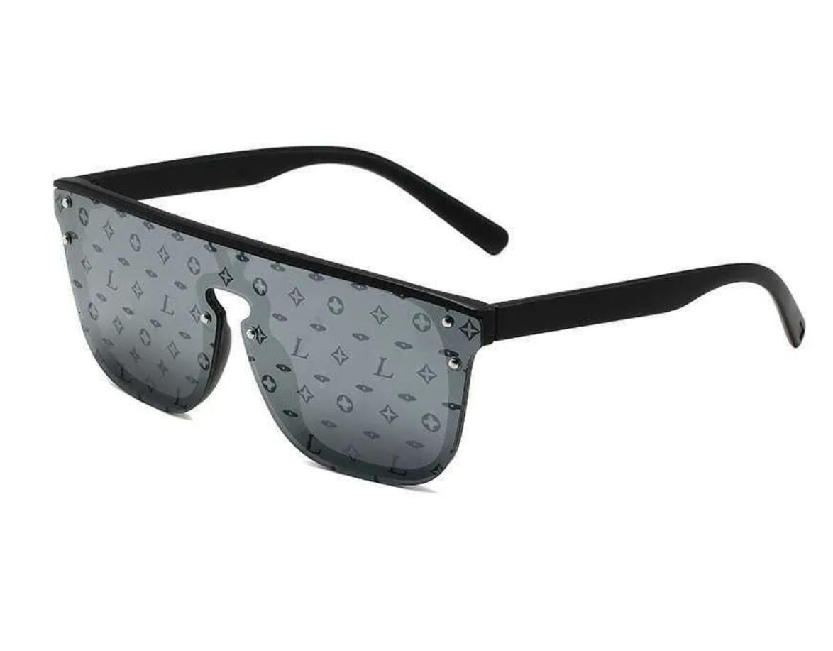 New Fashion Black Sun Glasses Evidence Square Sunglasses Men Brand Designer Waimea L Sunglasses Female Popular Colorful Vintage Eyewear Sonnenbrillen 2330
New Fashion Black Sun Glasses Evidence Square Sunglasses Men Brand Designer Waimea L Sunglasses Female Popular Colorful Vintage Eyewear Sonnenbrillen 2330