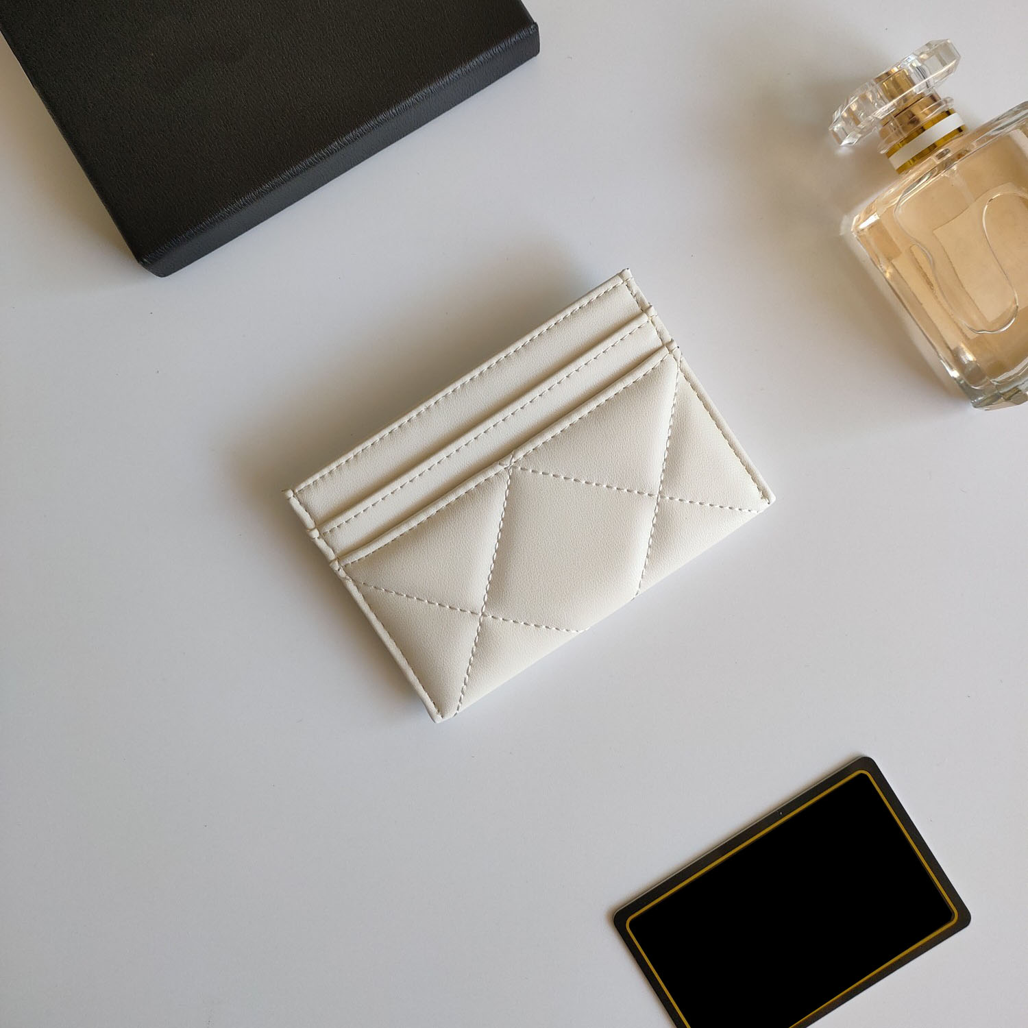 C Designer Card Holder Wallet Short Case Purse Quality Pouch Quilted Genuine Leather Womens Men Purses Mens Key Ring Credit Coin Clutch Mini Bag, Caviar leather
C Designer Card Holder Wallet Short Case Purse Quality Pouch Quilted Genuine Leather Womens Men Purses Mens Key Ring Credit Coin Clutch Mini Bag, Caviar leather