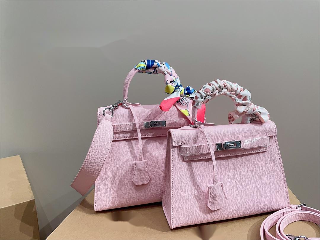 Top women Luxury Bags High Quality Genuine Leather Material Manual Sewing Exquisite Workmanship Fashion Shoulder Bag Messenger Bag Wallet Designer Bag, Color19golden lock
Top women Luxury Bags High Quality Genuine Leather Material Manual Sewing Exquisite Workmanship Fashion Shoulder Bag Messenger Bag Wallet Designer Bag, Color19golden lock