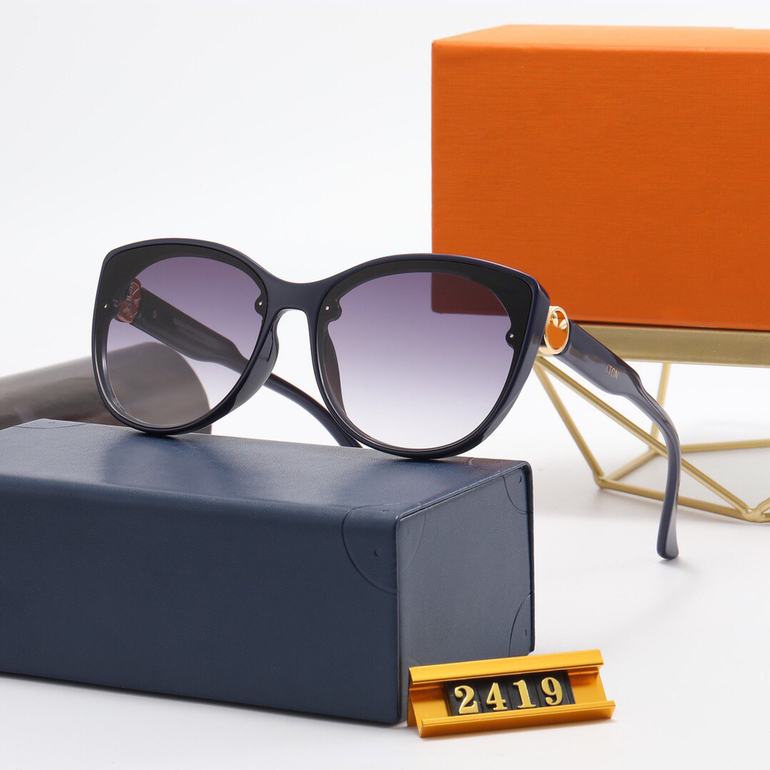 Men Classic Designer Brand Retro Women Beach Sunglasses Men Cool Sun Glasses High Quality Pilot Goggle Designer Womens Eyeglasses With Box
Men Classic Designer Brand Retro Women Beach Sunglasses Men Cool Sun Glasses High Quality Pilot Goggle Designer Womens Eyeglasses With Box