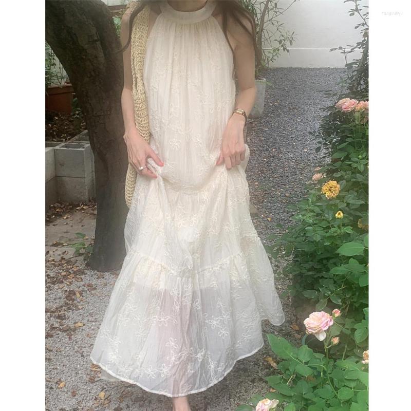 Casual Dresses Retro Flower Embroidery Sleeveless Hanging Neck Dress Summer Gentle Long Elegant Fairy Loose Vestidos Female Y2k Clothes, Beige
Casual Dresses Retro Flower Embroidery Sleeveless Hanging Neck Dress Summer Gentle Long Elegant Fairy Loose Vestidos Female Y2k Clothes, Beige