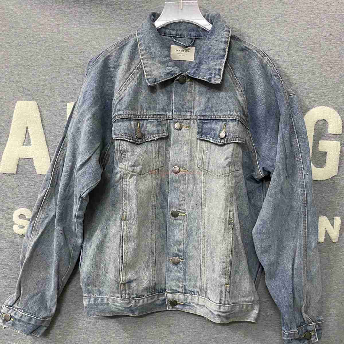 ESS Designer Clothing Fashion Casual Coats Fears Of God Season 4 Worn Out Wash Denim Coat Jacket Biber Same FOG Essen High Street Coat windbreaker sports Denim Outerwe, Shipping fee
ESS Designer Clothing Fashion Casual Coats Fears Of God Season 4 Worn Out Wash Denim Coat Jacket Biber Same FOG Essen High Street Coat windbreaker sports Denim Outerwe, Shipping fee