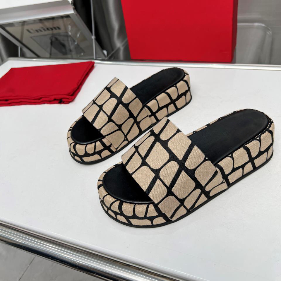 Designer Slides Women Man Slippers Luxury Fashion Sandals Brand Sandals Real Leather Flip Flop Flats Slide Casual Shoes Sneakers Boots by 1978 w292 01, #4
Designer Slides Women Man Slippers Luxury Fashion Sandals Brand Sandals Real Leather Flip Flop Flats Slide Casual Shoes Sneakers Boots by 1978 w292 01, #4