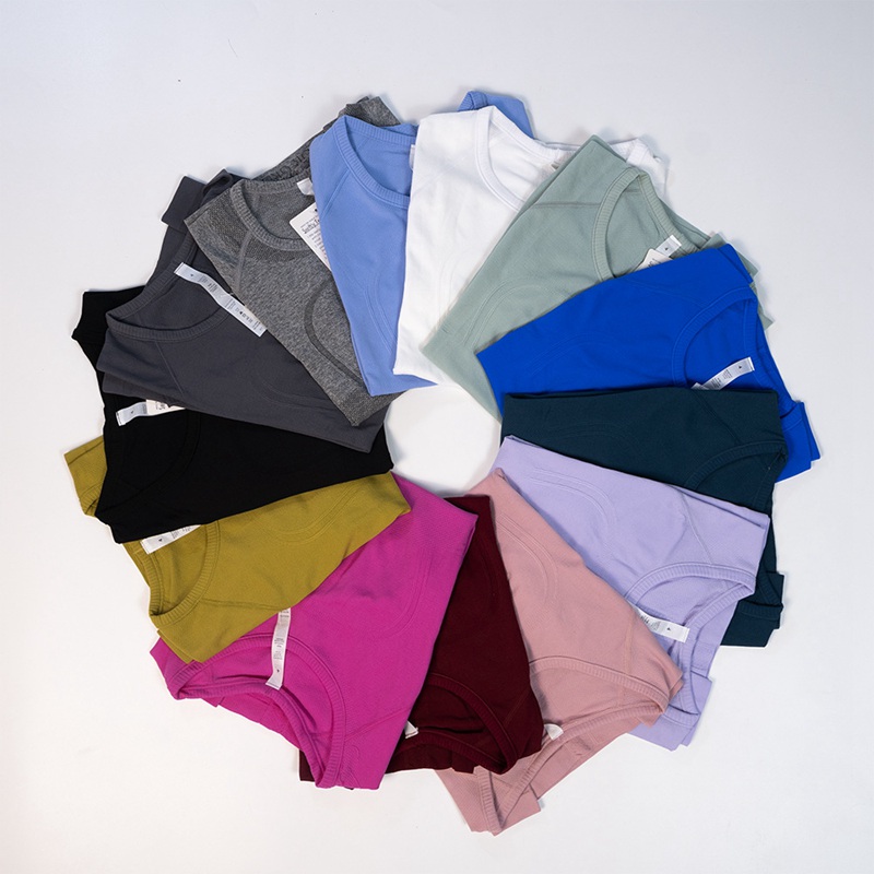 lulus 1.0 Women Yoga designer T-shirt Knitting Sports Short Sleeve Quick Dry Crew Neck Swiftly Gym T-shirt Tights Jogging Fitness Clothes 2023top, 013
lulus 1.0 Women Yoga designer T-shirt Knitting Sports Short Sleeve Quick Dry Crew Neck Swiftly Gym T-shirt Tights Jogging Fitness Clothes 2023top, 013