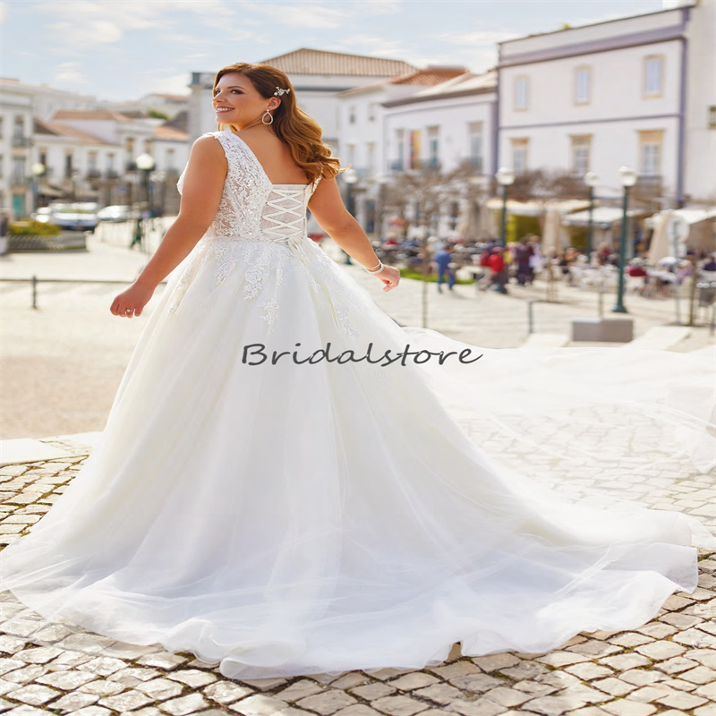 Plus Size Lace Wedding Dress 2023 A Line Tulle Corset Bridal Gowns Elegant Women V Neck Garden Country Large Size Bride Wear Vestidos De Novia Beach a