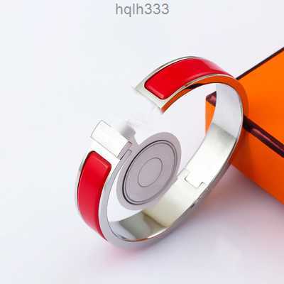 High Quality Enamel Colors 12mm Bracelets Bangle for Women Stainless Steel 18k Gold Plated Cuff Letter Clasp Bangles Lovers Gift Jewelrysollazqo
High Quality Enamel Colors 12mm Bracelets Bangle for Women Stainless Steel 18k Gold Plated Cuff Letter Clasp Bangles Lovers Gift Jewelrysollazqo