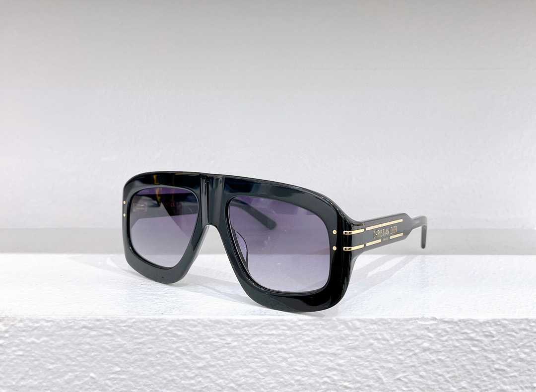 Sunglasses For Men and Women Designers M1U Anti-Uultraviolet Plate Full Frame Retro Eyewear Whit Box M1U
Sunglasses For Men and Women Designers M1U Anti-Uultraviolet Plate Full Frame Retro Eyewear Whit Box M1U