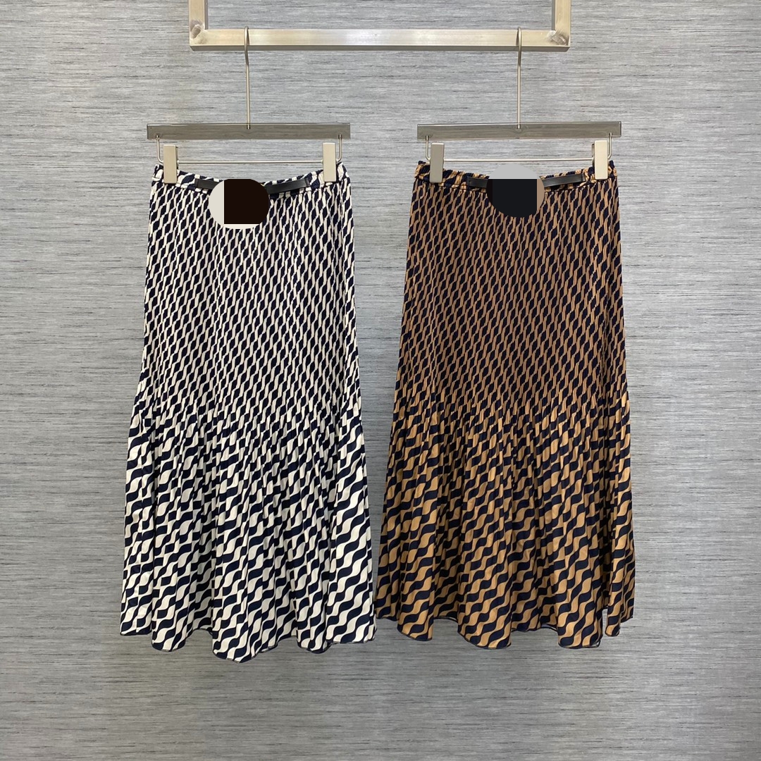 601 2023 Summer Brand Same Style Womens Half Skirt Above Knee Button weilanE107, Customize
601 2023 Summer Brand Same Style Womens Half Skirt Above Knee Button weilanE107, Customize