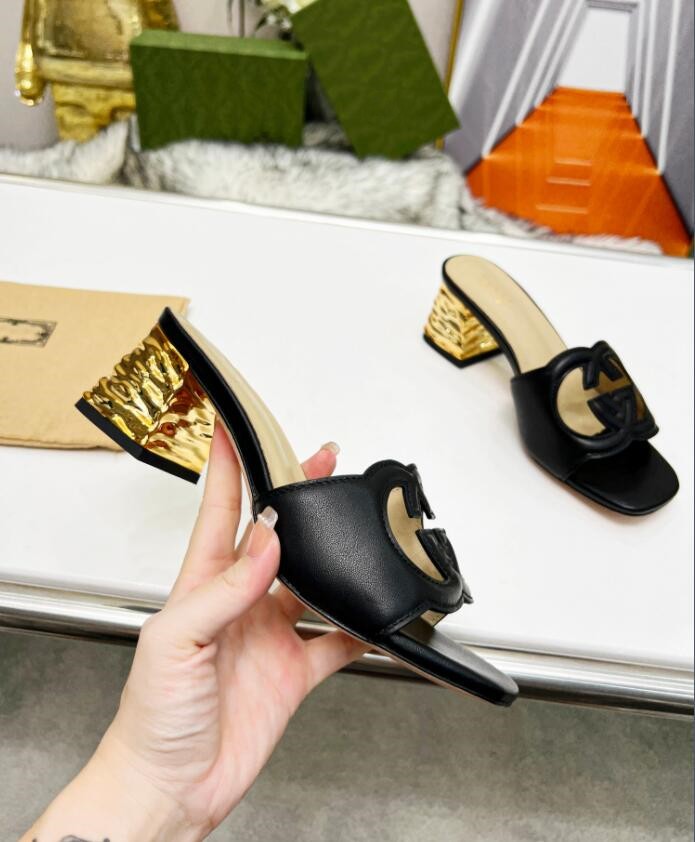 

Leather Golden Thick Heel Sandals Women's Interlocking Letter Hollow out Detail Slippers Colorful Crocodile Python Fashion Beach Party Festivals 35-43, 16