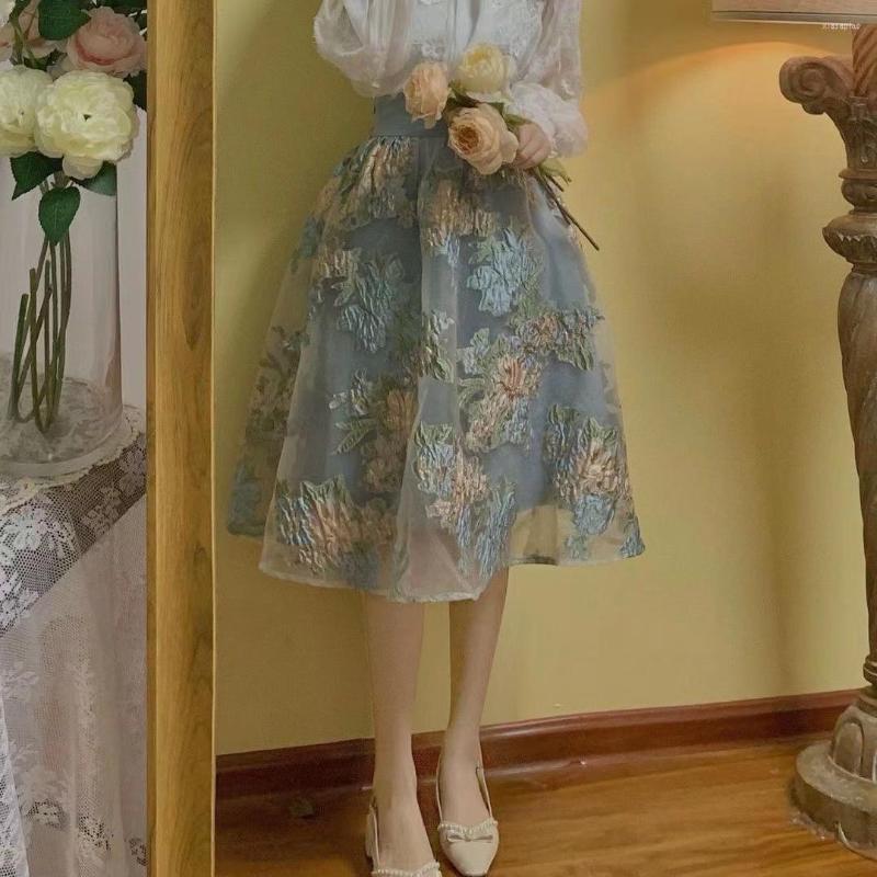 Skirts Summer Vintage Elegant Korean Fashion Fairy Sweet Floral Embroidery High Waisted Puffy Pink Tulle Mesh Long Midi Skirt For Women
Skirts Summer Vintage Elegant Korean Fashion Fairy Sweet Floral Embroidery High Waisted Puffy Pink Tulle Mesh Long Midi Skirt For Women