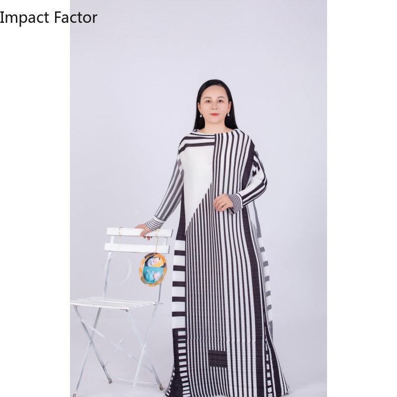Dresses Miyake Pleated New Stripe Print Long Sleeve Fashion Temperament Relaxed Party Long Dress Spring 2023, Red and yellow
Dresses Miyake Pleated New Stripe Print Long Sleeve Fashion Temperament Relaxed Party Long Dress Spring 2023, Red and yellow