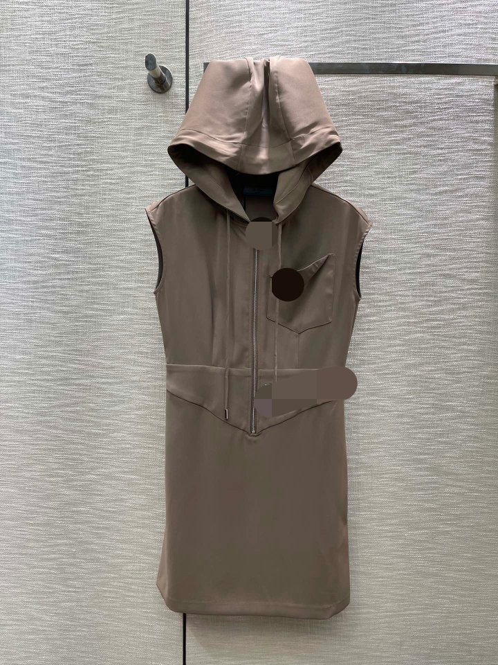 606 XL 2023 Runway Dress Hooded Sleeveless Dress Empire Brand Same Style Dress Flora Print High Quality Womens Clothes weilanE134, Customize
606 XL 2023 Runway Dress Hooded Sleeveless Dress Empire Brand Same Style Dress Flora Print High Quality Womens Clothes weilanE134, Customize