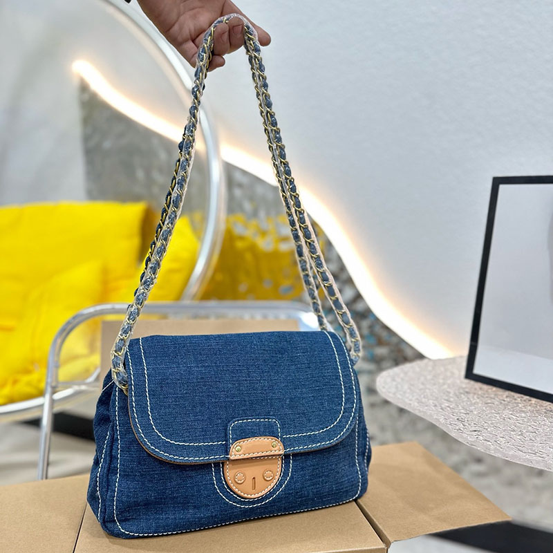 Tote Bags Luxury Prad Designer Women Handbag Large Capacity Purse One Shoulder Shopping Crossbody Chain Hobo Bag Fashion Denim Tote Size 30x17cm, 2#
Tote Bags Luxury Prad Designer Women Handbag Large Capacity Purse One Shoulder Shopping Crossbody Chain Hobo Bag Fashion Denim Tote Size 30x17cm, 2#