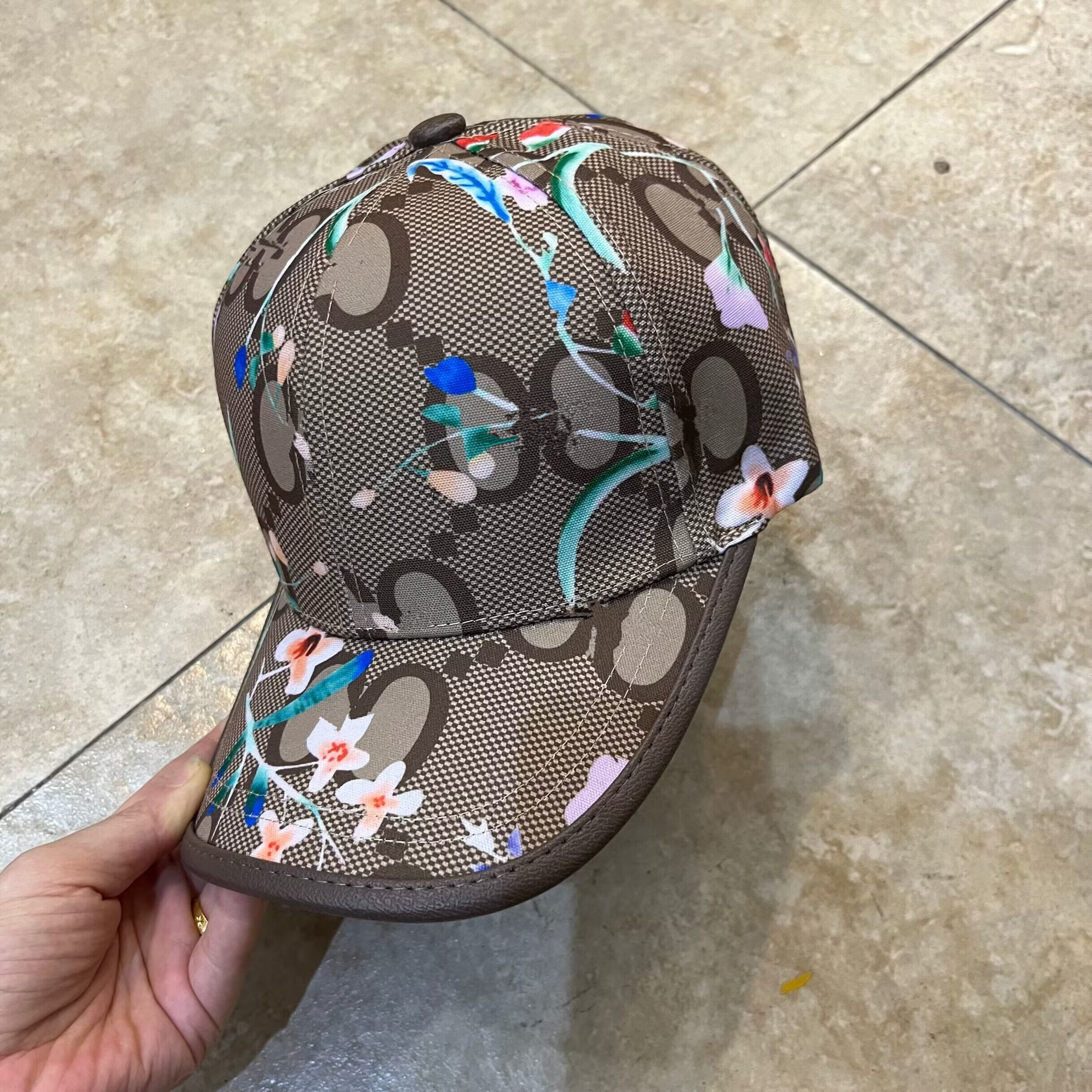 Designer Baseball Cap Dome Animated Pattern Hat Leisure Caps Letter Novelty Design for Man Woman Ball Caps, 01
Designer Baseball Cap Dome Animated Pattern Hat Leisure Caps Letter Novelty Design for Man Woman Ball Caps, 01