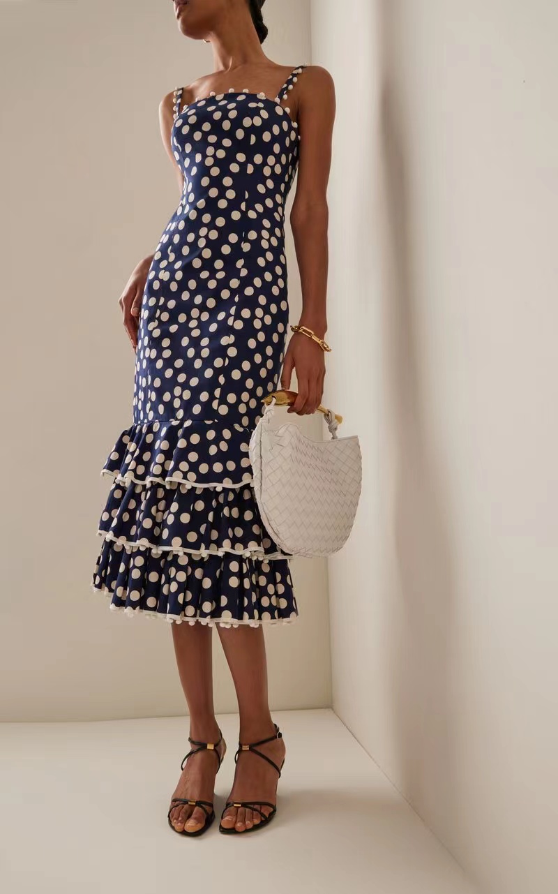 Casual Dresses European Designer Dress 2023 Search for New Wave Dot Print Strap Dress, Blue
Casual Dresses European Designer Dress 2023 Search for New Wave Dot Print Strap Dress, Blue
