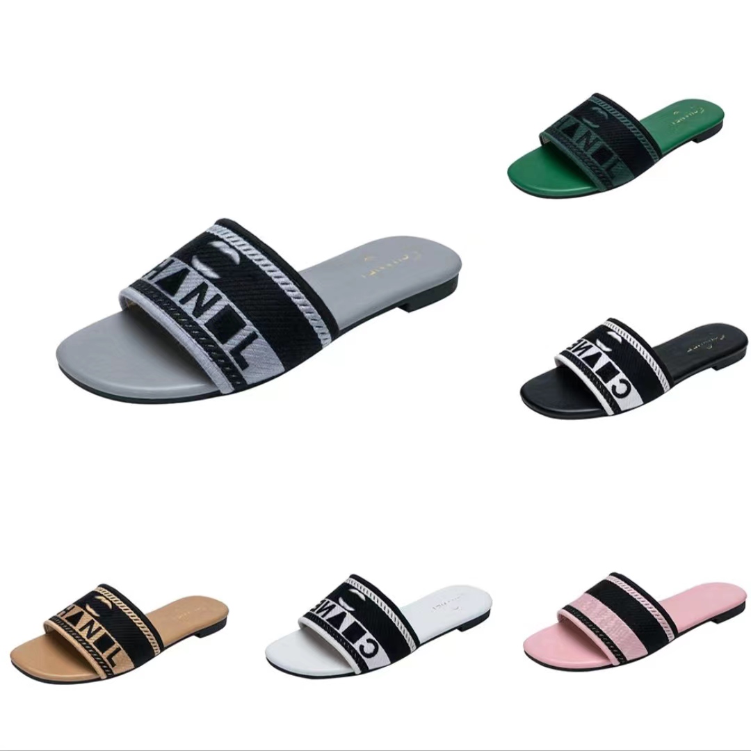 Pairs Embroidered Fabric Slide Slippers Designer Slides Women Summer Beach Walk Sandals Fashion Low Heel Flat Slipper Luxury Shoes For Ladies Size 37-42, Khaki
Pairs Embroidered Fabric Slide Slippers Designer Slides Women Summer Beach Walk Sandals Fashion Low Heel Flat Slipper Luxury Shoes For Ladies Size 37-42, Khaki
