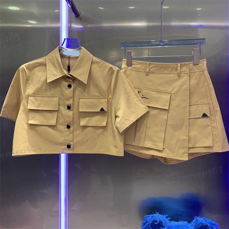 Womens Two Piece Pants Brand Logo Letter Pattern Embroidered Jacket High Waist Cotton Fashion Comfort Shorts Luxury Suit Designer Women Clothing
Womens Two Piece Pants Brand Logo Letter Pattern Embroidered Jacket High Waist Cotton Fashion Comfort Shorts Luxury Suit Designer Women Clothing