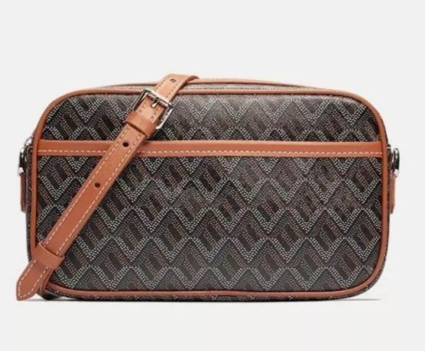 High quality camera mens bag Women handbags totes shoulder Holders Coin postman wallet Luxury designer Original leather purse crossbody Clutch bags Handbag tote, Blue
High quality camera mens bag Women handbags totes shoulder Holders Coin postman wallet Luxury designer Original leather purse crossbody Clutch bags Handbag tote, Blue