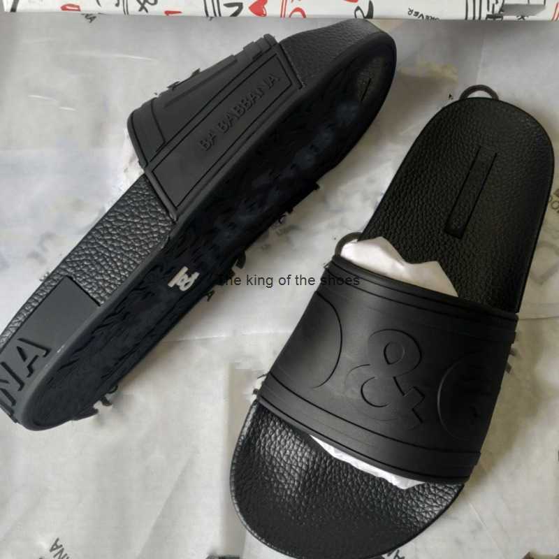 Famous Designer Slippers Casual Flat-bottomed Shoe Flip Flops for Men Women Summer Sandals Beach Slide Size 45 dg gabana 5GT7 
Famous Designer Slippers Casual Flat-bottomed Shoe Flip Flops for Men Women Summer Sandals Beach Slide Size 45 dg gabana 5GT7