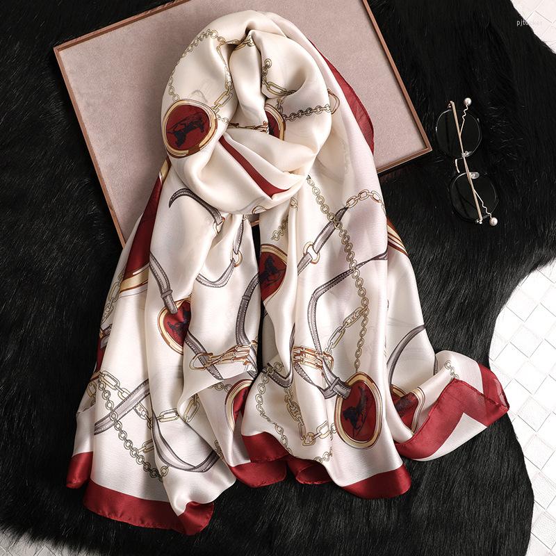 Scarves 2023 Autumn Silk Scarf Women Designer Belts Shawls And Wraps Foulard Femme Bandana Mujer Plus Size 180cm
Scarves 2023 Autumn Silk Scarf Women Designer Belts Shawls And Wraps Foulard Femme Bandana Mujer Plus Size 180cm