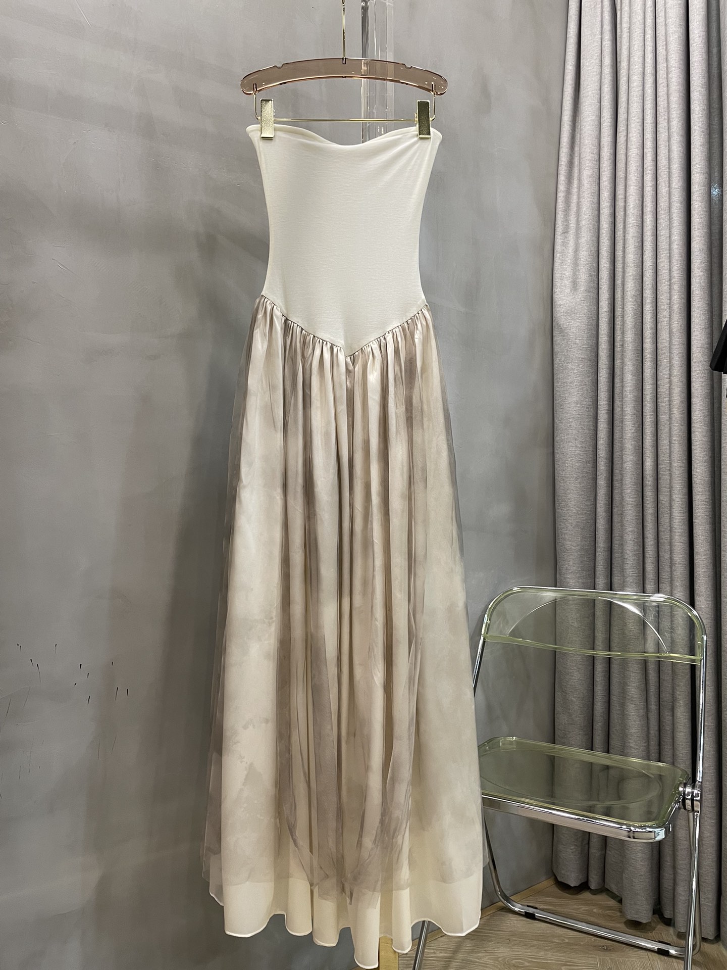 Casual Dresses European designer dress 2023 Cool palace style plant dyed pleated bra dress, Khaki
Casual Dresses European designer dress 2023 Cool palace style plant dyed pleated bra dress, Khaki