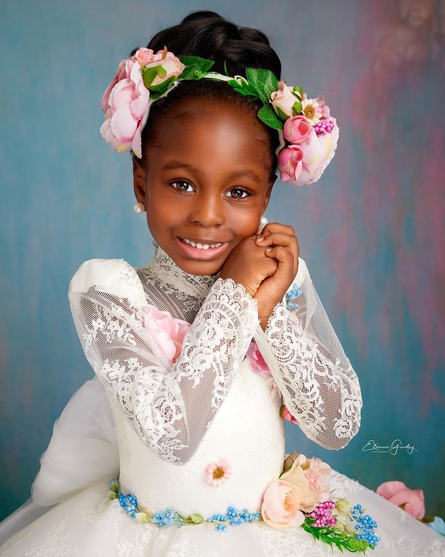 white floral embroidered lace dress for young girls classic vintagestyle ball gown code zj422