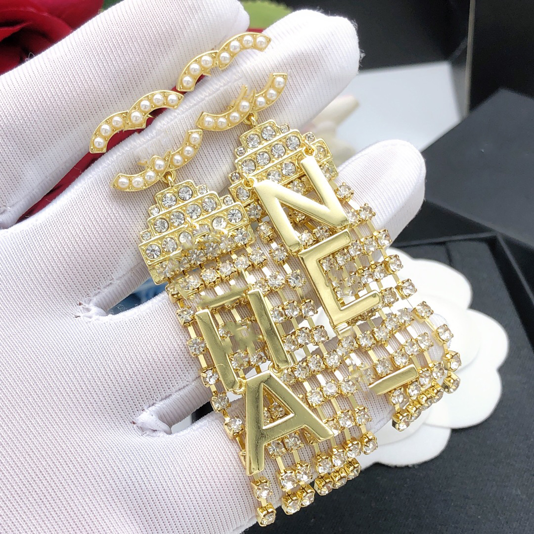 Fashion stud jewelry designers luxury ccity earrings orecchini plated silver womens earring trendy small gold letter designer Long earrings 58
Fashion stud jewelry designers luxury ccity earrings orecchini plated silver womens earring trendy small gold letter designer Long earrings 58