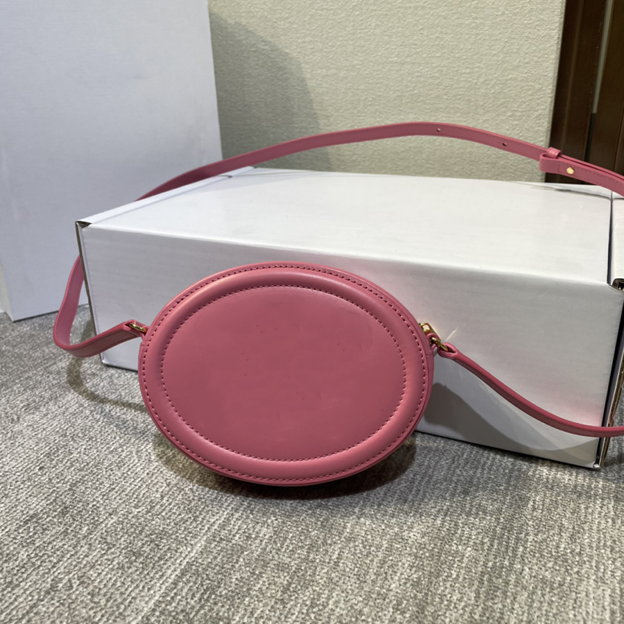 Luxury Round bag Designer Crossbody bag 16CM Genuine leather Mini Shoulder bag Delicate knockoff Handbag With Box YS002
Luxury Round bag Designer Crossbody bag 16CM Genuine leather Mini Shoulder bag Delicate knockoff Handbag With Box YS002