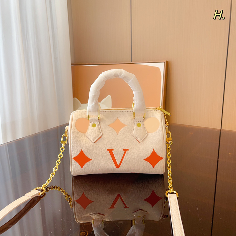 Designers Tote Bags for womens Handbag crossbody nano bag Ladie designer shopping Totes bags handbags Camera Case bags Bumbag 2306022PE, 02
Designers Tote Bags for womens Handbag crossbody nano bag Ladie designer shopping Totes bags handbags Camera Case bags Bumbag 2306022PE, 02