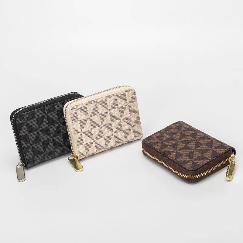 2023 Original High Qualitys Designers Wallets Purses Fashion Short ZIPPY Wallet Monograms Classic Zipper Pocket Pallas Bag Zip Coin Purse with Box, Brown flower
2023 Original High Qualitys Designers Wallets Purses Fashion Short ZIPPY Wallet Monograms Classic Zipper Pocket Pallas Bag Zip Coin Purse with Box, Brown flower