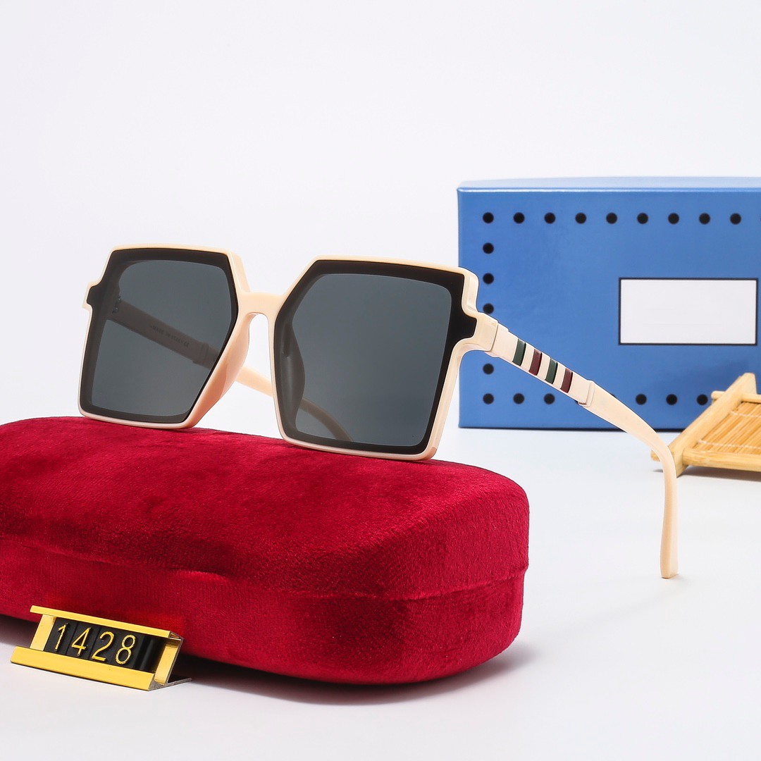 Designer Square Sunglasses Men Women Vintage Shades Driving Polarized Sunglas Male Sun Glasses Fashion Metal Plank Sunglass Eyewear 1428
Designer Square Sunglasses Men Women Vintage Shades Driving Polarized Sunglas Male Sun Glasses Fashion Metal Plank Sunglass Eyewear 1428