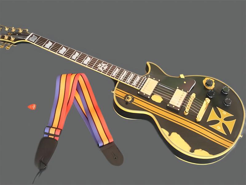 Custom electric guitar, Old James Hetfield Metal Iron Cross Classic Relic black and yellow EMG Pickup Gold hardware black Pickguard
Custom electric guitar, Old James Hetfield Metal Iron Cross Classic Relic black and yellow EMG Pickup Gold hardware black Pickguard