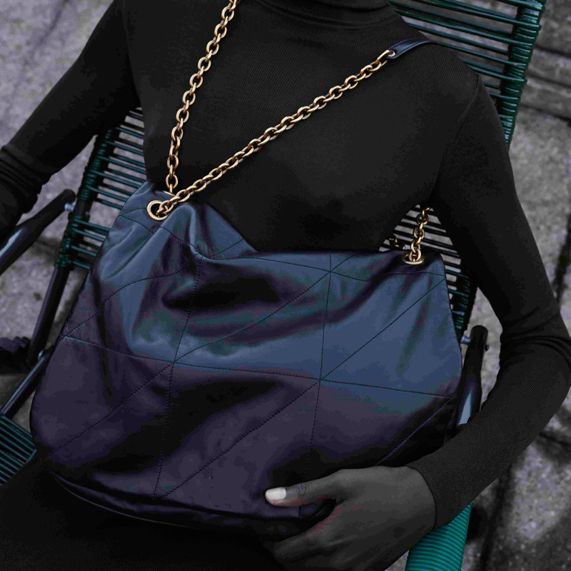 43CM Large Jamie 4.3 totes designer Shopping bags big handbag black fashion luxurys chains shoulder strap airport bags shopper totes flap duffle Beach purses
43CM Large Jamie 4.3 totes designer Shopping bags big handbag black fashion luxurys chains shoulder strap airport bags shopper totes flap duffle Beach purses