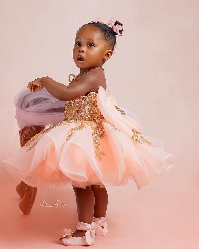 vintage inspired pegeant outfit for young girls beaded lace tulle flower girl ensemble model zj433