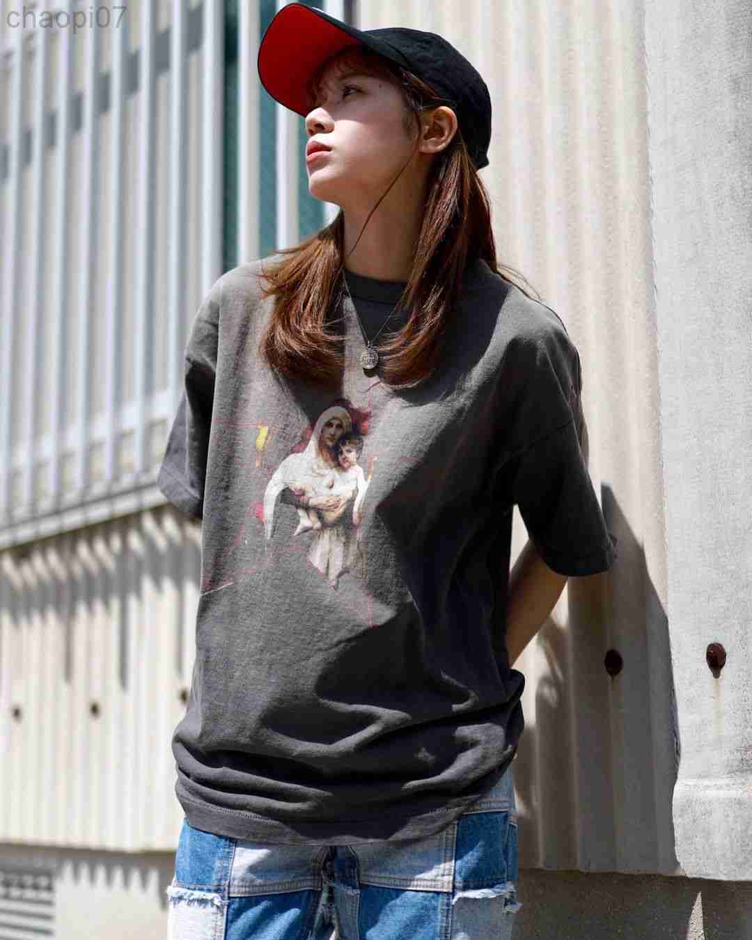 Designer Fashion T Shirt Saint Michael Five Eyes Star Wash Old Short Sleeve High Street American Loose Fit Men' And Women' Popular T-shirt Summer, Smudge
Designer Fashion T Shirt Saint Michael Five Eyes Star Wash Old Short Sleeve High Street American Loose Fit Men' And Women' Popular T-shirt Summer, Smudge