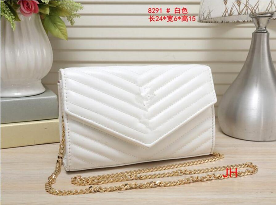 New Retro Square Bag Simple Envelope Purse Fashion Chain Shoulder Bag Classic Wave Texture Crossbody Bags Travel Leisure Commuting Bags, Khaki
New Retro Square Bag Simple Envelope Purse Fashion Chain Shoulder Bag Classic Wave Texture Crossbody Bags Travel Leisure Commuting Bags, Khaki