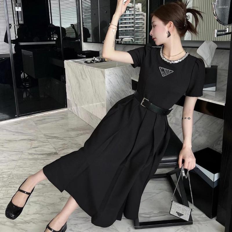 Casual Dresses 032023Premium Round Neck Diamond Embedding Dress Women' Spring And Summer Style Waist Slim Large Fold Long, Beige
Casual Dresses 032023Premium Round Neck Diamond Embedding Dress Women' Spring And Summer Style Waist Slim Large Fold Long, Beige
