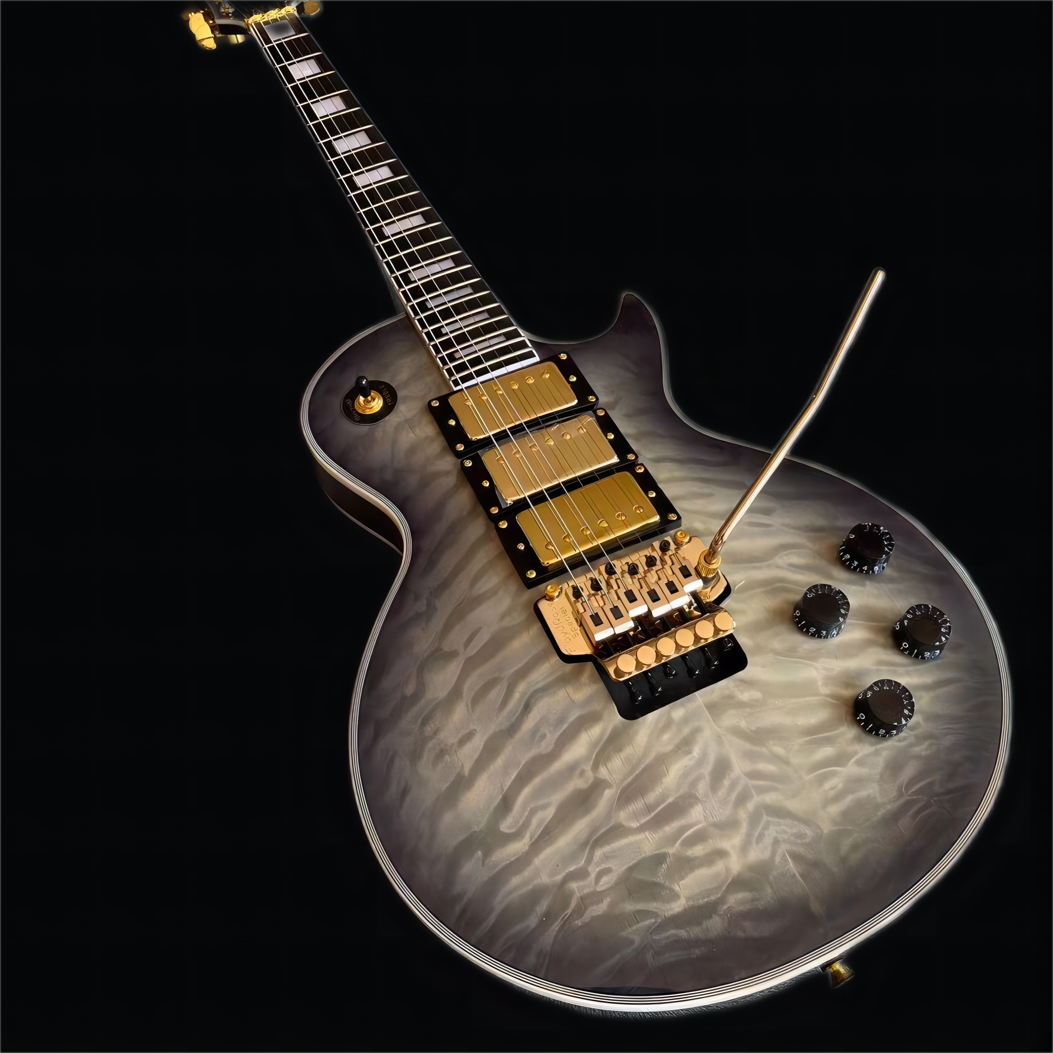 Custom electric guitar with Floyd climbing bridge and handmade Ebony fingerboard 6 cut mahogany body gitaar
Custom electric guitar with Floyd climbing bridge and handmade Ebony fingerboard 6 cut mahogany body gitaar