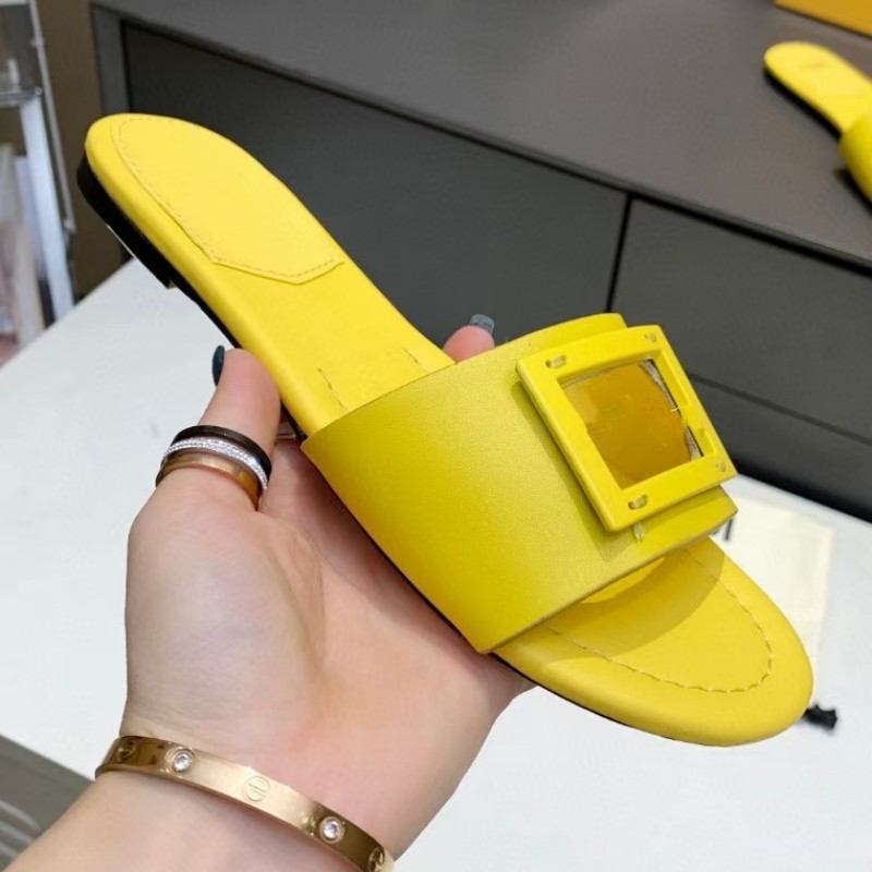 New brand design women's slippers in summer transparent square flat with elegant ladies sandals outdoor beach skateboarding women's shoes leather plus size 43 with, As pic
New brand design women's slippers in summer transparent square flat with elegant ladies sandals outdoor beach skateboarding women's shoes leather plus size 43 with, As pic